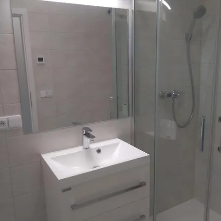 Apartman U Parku Hodonín Exterior foto